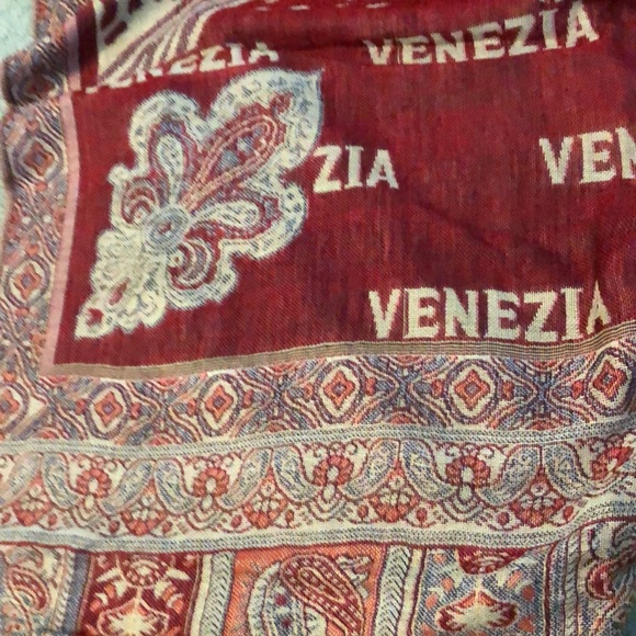 Scarf Venezia, Italy - Picture 4 of 4
